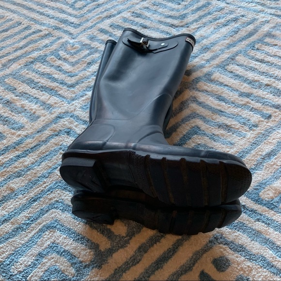 Hunter rain boots - deep eggplant color - Picture 4 of 5